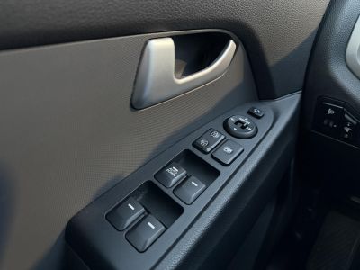 KIA SPORTAGE 2.0 CRDi LX 4x4 (Automata) Magasan felszerelt. Difizár. Téli-nyári gumi garnitúra!