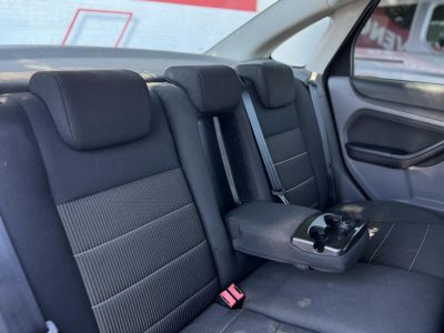FORD FOCUS 1.6 Ti-VCT Trend Plus Magyarországi. Gyári fényezés. Végig vezetett szervizkönyv. Android!