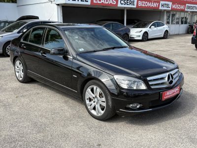MERCEDES-BENZ C 200 Kompressor Avantgarde 183e km. Xenon Digitklíma Ülésfűtés Félbőr MEGKÍMÉLT!