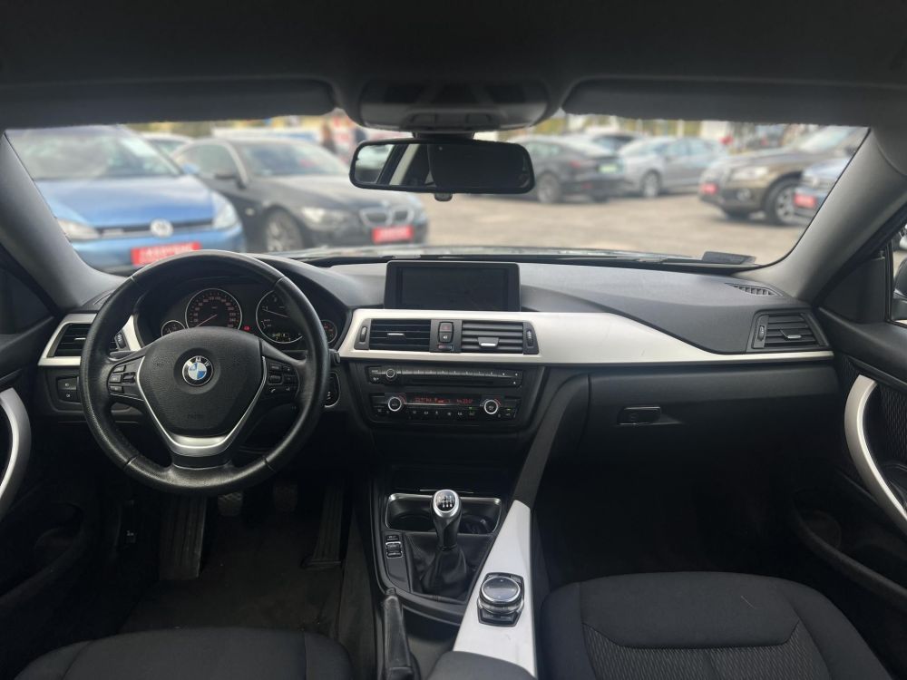 BMW 420d kézi váltó. Prof Navi. rendszeresen szervizelt. xenon. 5L/100km. A legjobb áron!