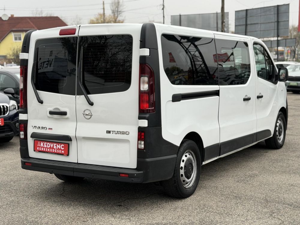 OPEL VIVARO 1.6 CDTI L1H1 2.7t Start-Stop Euro 6 (9 személyes) M.o.-i. 1.tul. Tempomat Klíma Tolatóradar