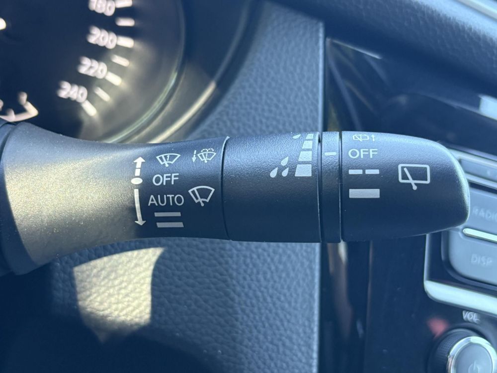 NISSAN QASHQAI 1.6 dCi Tekna 4WD 119e km. LED Tempomat Bluetooth Digitklíma MEGKÍMÉLT állapot!