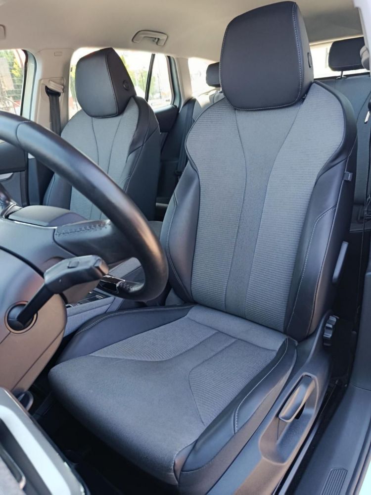 SKODA ENYAQ iV 60 400 km-es hatótáv. tágas beltér. kitűnő állapot. GARANCIA!