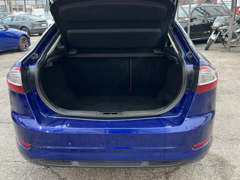 FORD MONDEO 2.0 TDCi Trend Powershift Klíma Tempomat Bluetooth Tolatókamera!