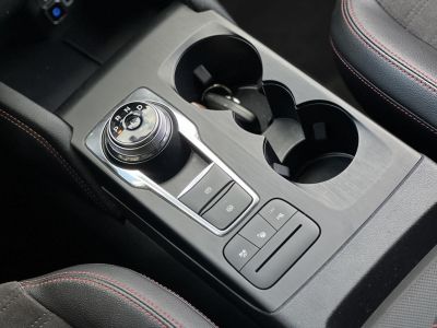 FORD KUGA 2.5 FHEV ST-Line X CVT 42e km. újszerű állapot