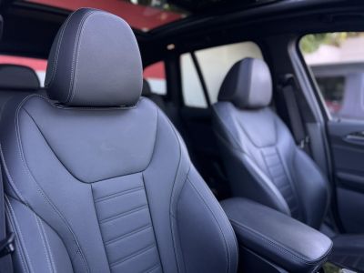 BMW IX3 Impressive sérülésmentes. dokumentált előélet. harman/kardon. panoráma. memória. HUD