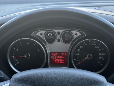 FORD FOCUS 1.6 Ti-VCT Trend Plus Magyarországi. Gyári fényezés. Végig vezetett szervizkönyv. Android!