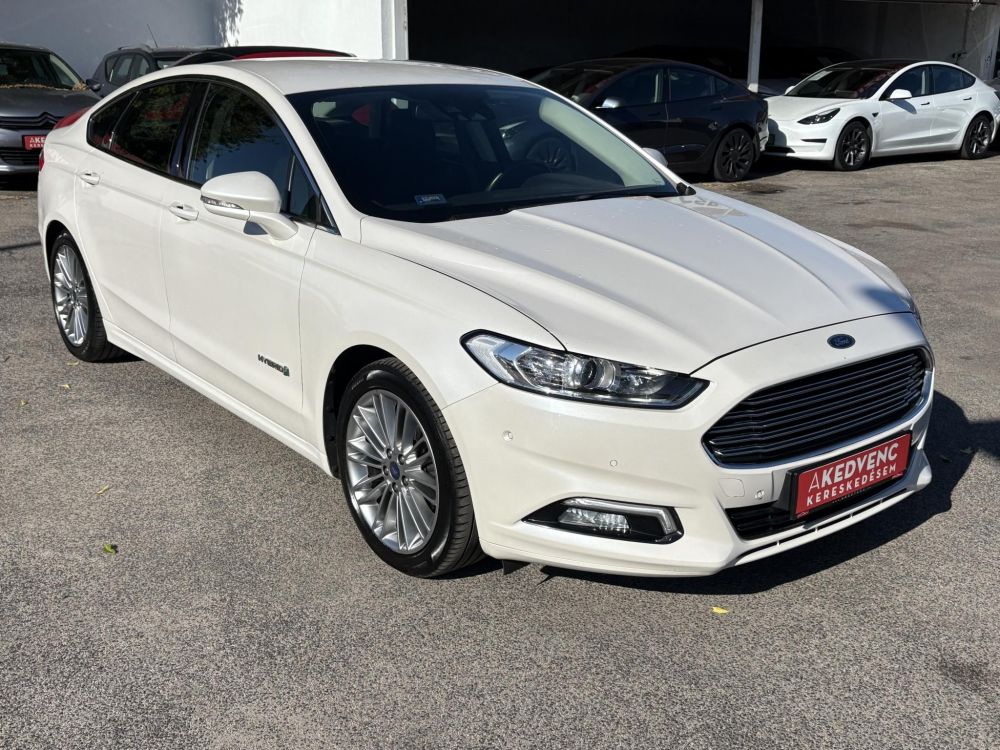 FORD MONDEO 2.0 HEV Vignale (Automata) Klíma Tempomat Bluetooth Carplay GARANCIÁLIS VÁLTÓ!