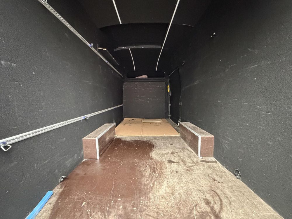 FORD TRANSIT 2.0 TDCi 330 LWB Trend L4H3 109e km. Magyarországi. Nagyszerviz után!