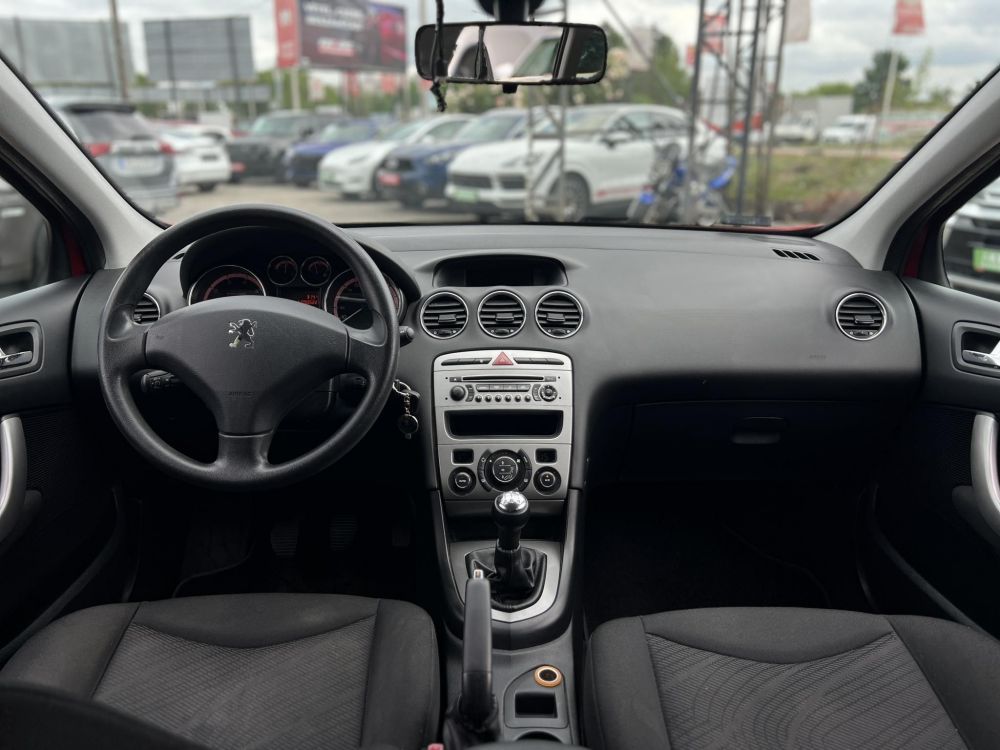 PEUGEOT 308 1.4 VTi Confort Pack 90e km. Magyarországi. klíma. tempomat. vonóhorog. 2 gyári kulcs!