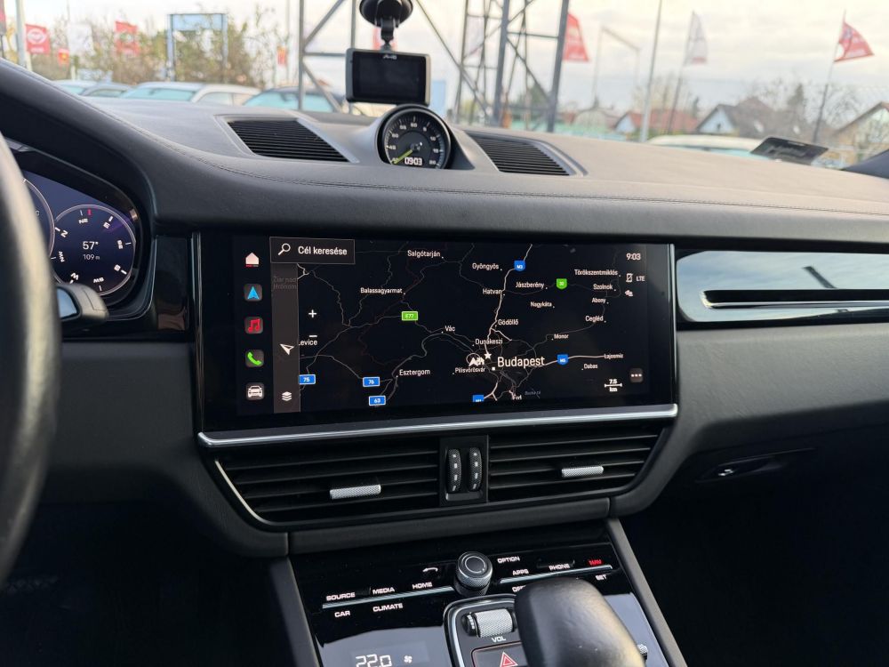 PORSCHE CAYENNE Coupé E-Hybrid Tiptronic ic 48e km. Sérülésmentes. 2027.12-ig zöld rendszám