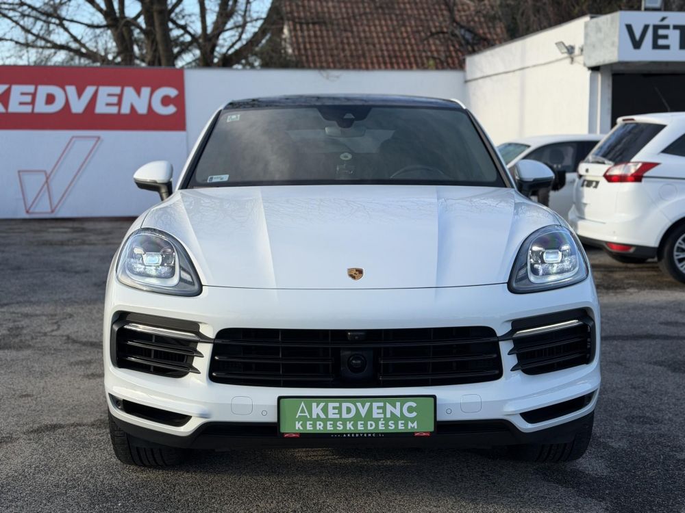 PORSCHE CAYENNE Coupé E-Hybrid Tiptronic ic 48e km. Sérülésmentes. 2027.12-ig zöld rendszám