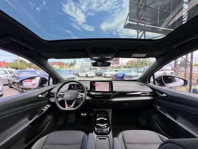 VOLKSWAGEN ID.5 77 kWh GTX 4Motion 60e km. téli-nyári kerék garnitúra. megkímélt állapot!