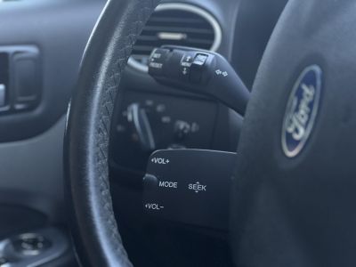 FORD FOCUS 1.6 Ti-VCT Trend Plus Magyarországi. Gyári fényezés. Végig vezetett szervizkönyv. Android!