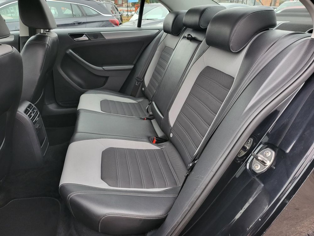 VOLKSWAGEN JETTA 1.4 TSI BMT Highline DSG Magyarországi Tempomat Ülésfűtés Frissen szervizelt!