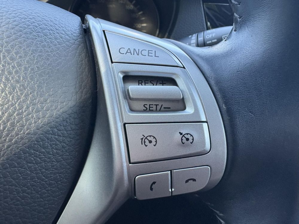 NISSAN QASHQAI 1.6 dCi Tekna 4WD 119e km. LED Tempomat Bluetooth Digitklíma MEGKÍMÉLT állapot!