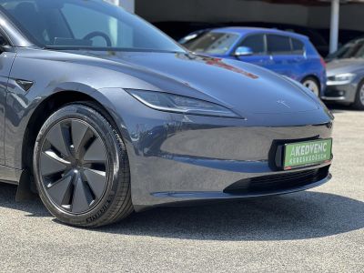 TESLA MODEL 3 Long Range AWD (Automata) HIGHLAND. 28e km. mátrix LED. ülésszellőztetés. hőszivattyú. garanciális!