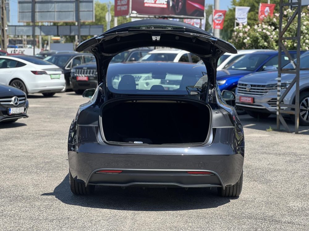TESLA MODEL 3 Long Range AWD (Automata) HIGHLAND. 28e km. mátrix LED. ülésszellőztetés. hőszivattyú. garanciális!
