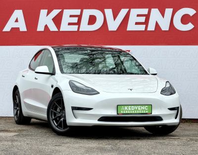 TESLA MODEL 3 Long Range AWD (Automata) FSD. FEHÉR BELSŐ. Perf BOOST. garanciális. hőszivattyú. vonóhorog!