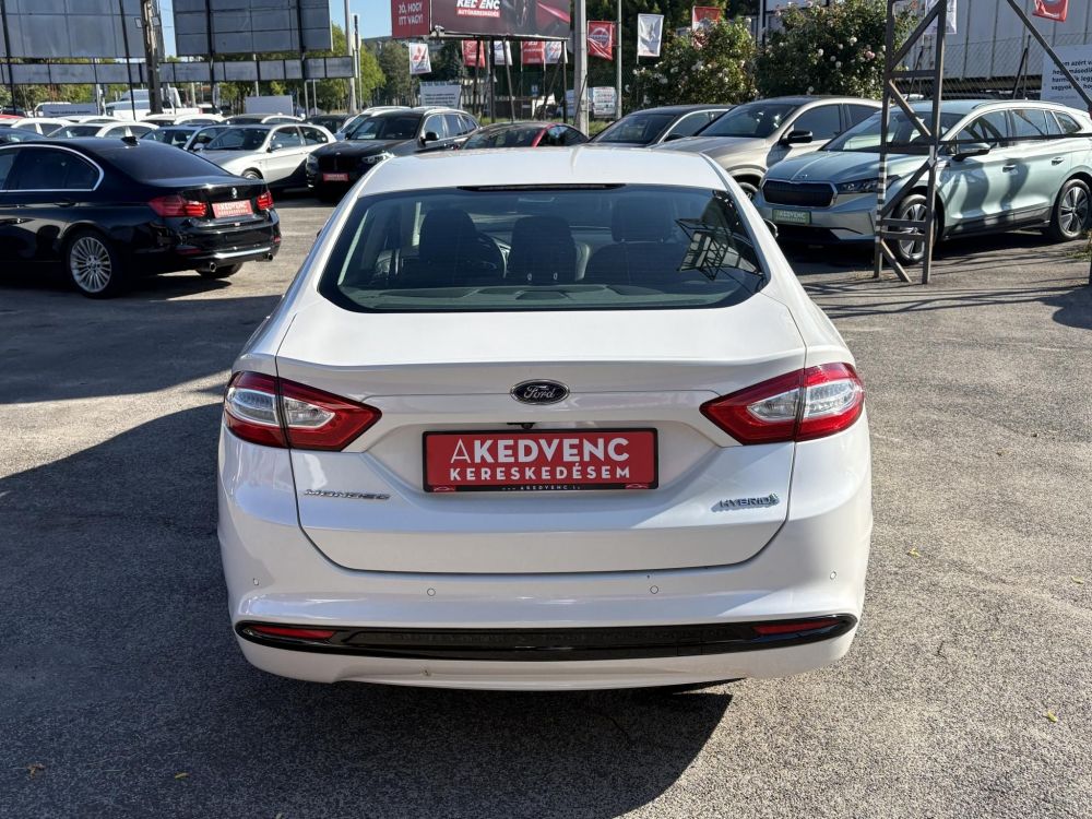 FORD MONDEO 2.0 HEV Vignale (Automata) Klíma Tempomat Bluetooth Carplay GARANCIÁLIS VÁLTÓ!