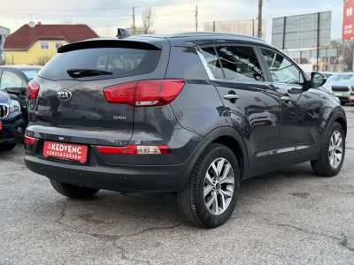 KIA SPORTAGE 2.0 CRDi LX 4x4 (Automata) Magasan felszerelt. Difizár. Téli-nyári gumi garnitúra!