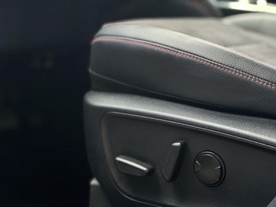 FORD KUGA 2.5 FHEV ST-Line X CVT 42e km. újszerű állapot