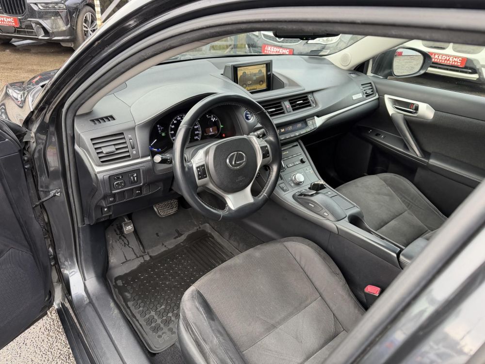 LEXUS CT 200h Comfort (Automata) First Edition Téli-nyári kerék. 2 gyári kulcs!