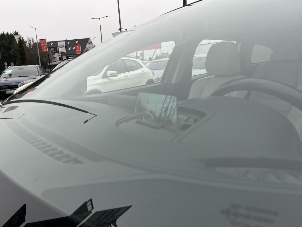 MAZDA 6 Sportkombi 2.2 CD Revolution Top (Automata) Sávtartó Head-up Napfénytető Fehér bőr Tolatókamera F1 Váltó!