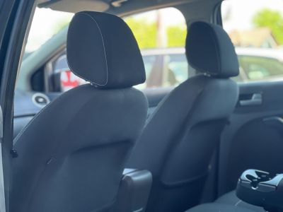 FORD FOCUS 1.6 Ti-VCT Trend Plus Magyarországi. Gyári fényezés. Végig vezetett szervizkönyv. Android!