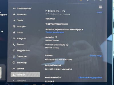 TESLA MODEL 3 Standard Range Plus Aut 62e km. mátrix LED. höszivattyú. garanciális. premium hifi!