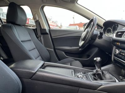 MAZDA 6 Sportkombi 2.2 CD Attraction M.o.-i. 1.tul. Tempomat Bluetooth Tolatóradar Márkaszervizelt!