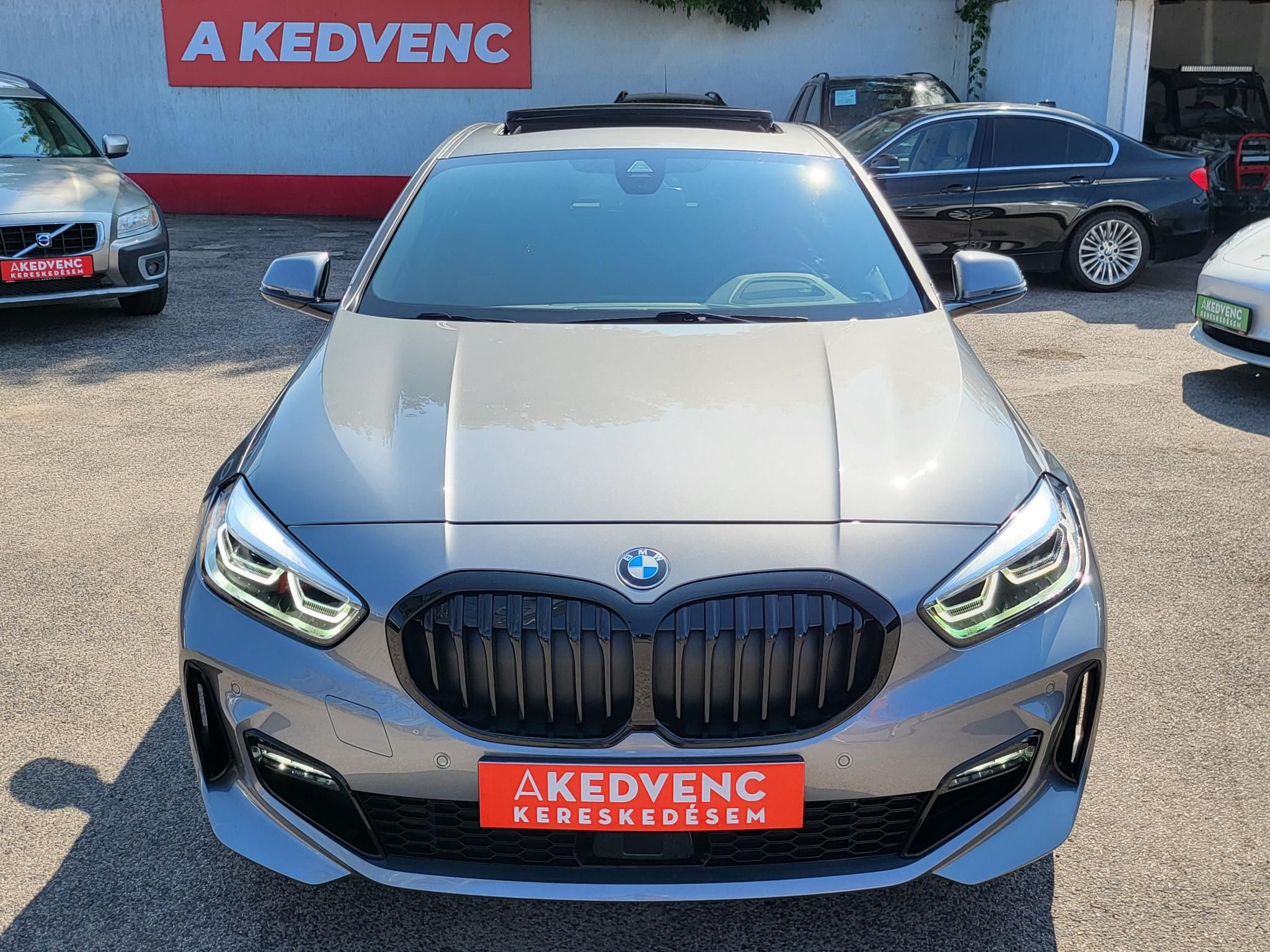 BMW 118i M Sport DKG 9e km. Adaptív LED Panorámatető Harman/Kardon Memória Carplay