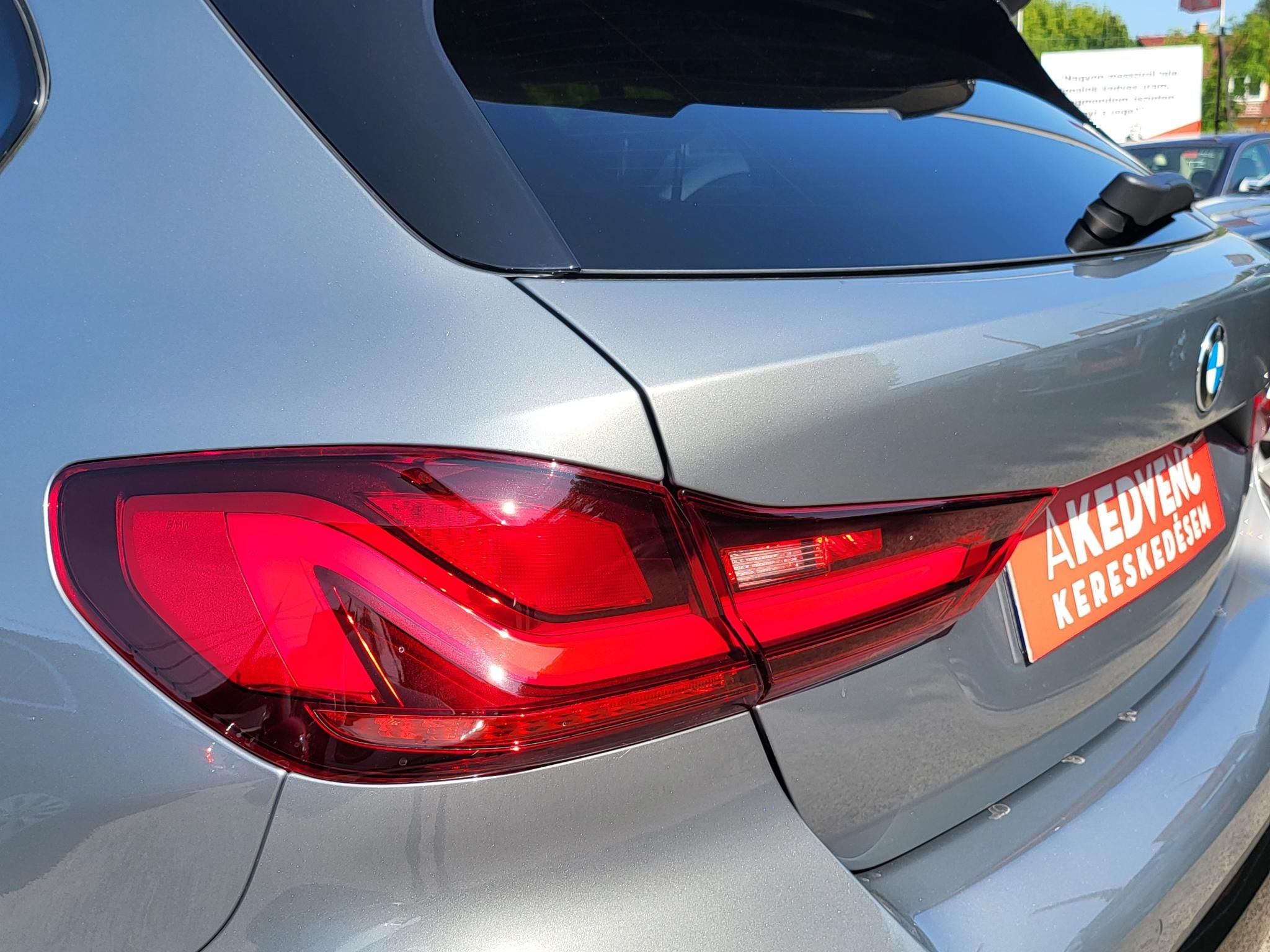 BMW 118i M Sport DKG 9e km. Adaptív LED Panorámatető Harman/Kardon Memória Carplay