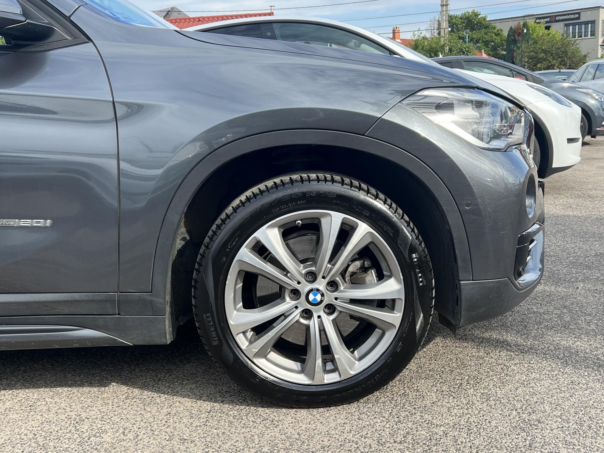 BMW X1 xDrive20i (Automata) M.o.-i. 1.tul. Márkaszervizelt!