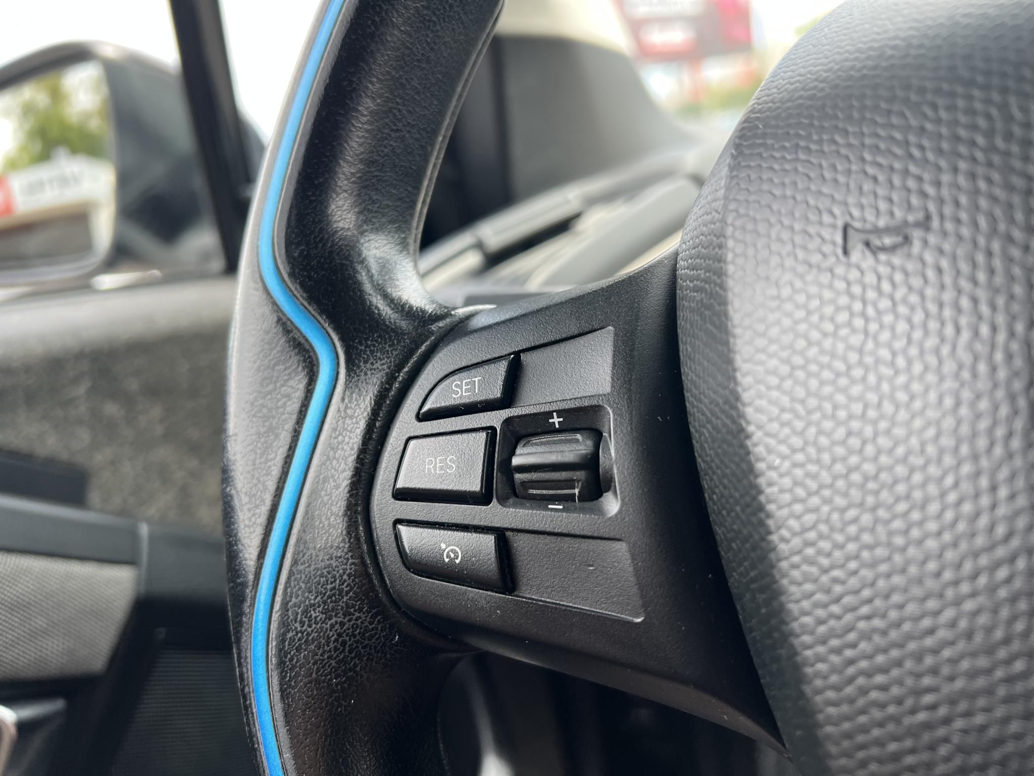 BMW I3 (Automata) 60Ah 100e km. Frissen szervizelt!