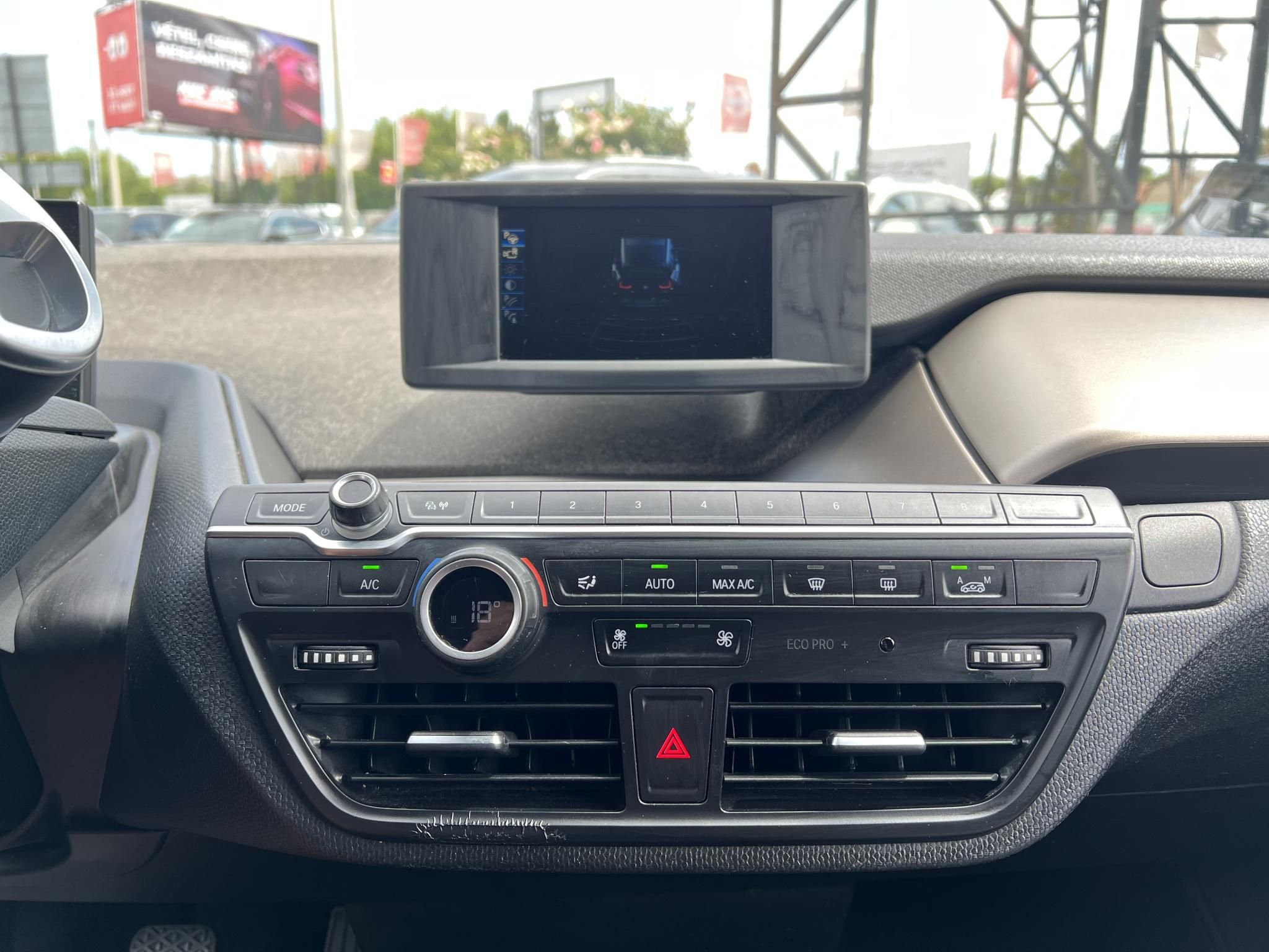 BMW I3 (Automata) 60Ah 100e km. Frissen szervizelt!