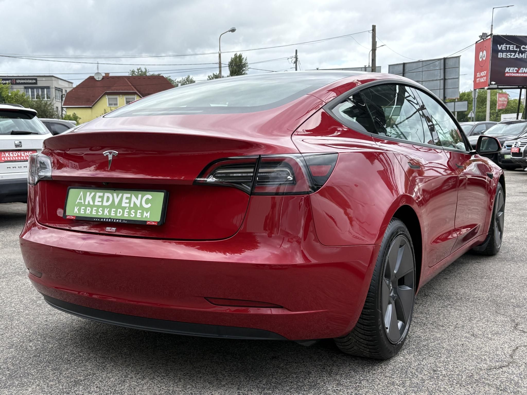 TESLA MODEL 3 Standard Range Plus Aut 80e km. mátrix LED. hőszivattyús. facelift. garanciális!