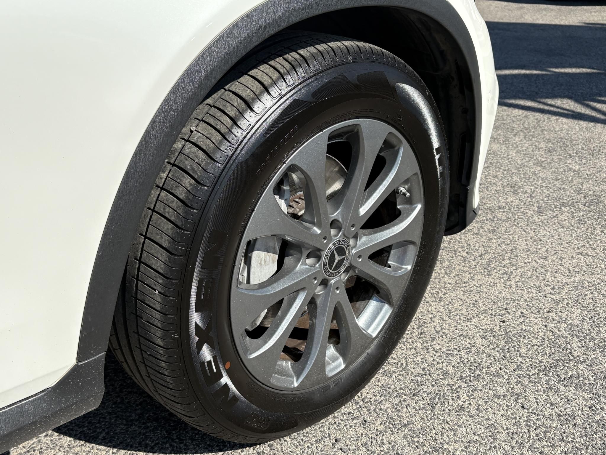 MERCEDES-BENZ GLC 220 d 4Matic 9G-TRONIC AMG csomag. LED Távtartó Head-Up Navi 360 kamera Bluetooth Megkímélt!