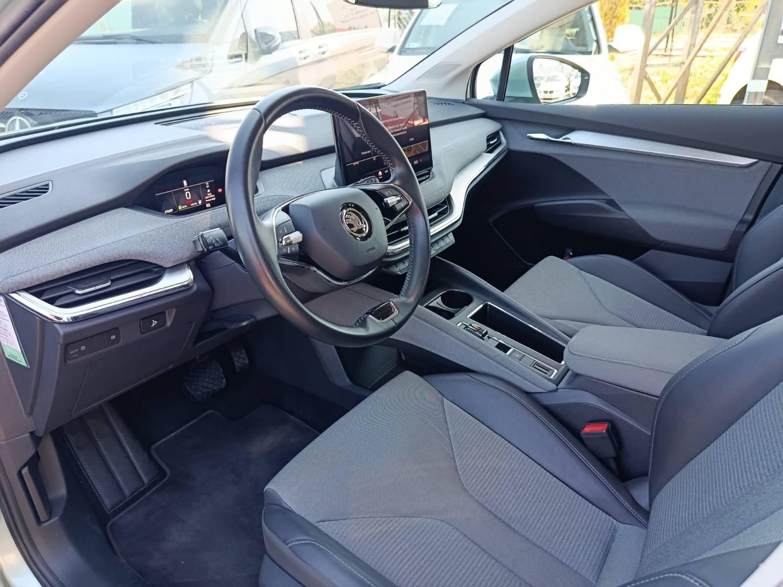 SKODA ENYAQ iV 60 400 km-es hatótáv. tágas beltér. kitűnő állapot. GARANCIA!