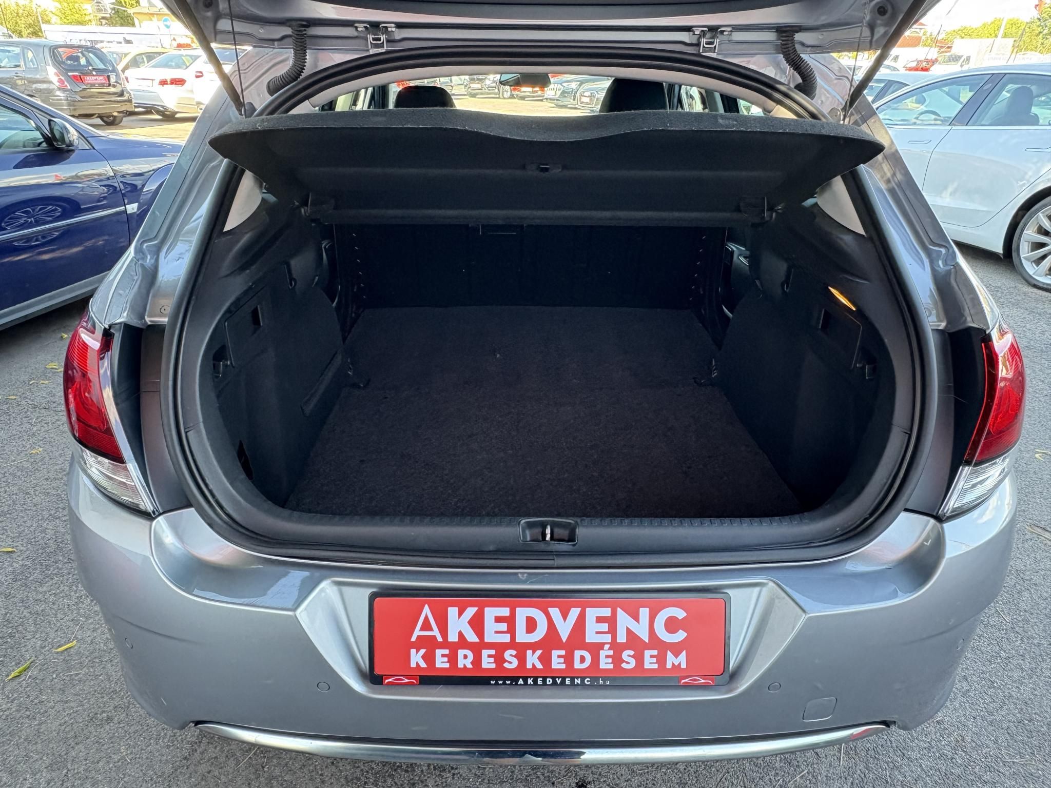 CITROEN C4 1.6 BlueHDi Profi Feel Klíma Tempomat Bluetooth Carplay TGK!