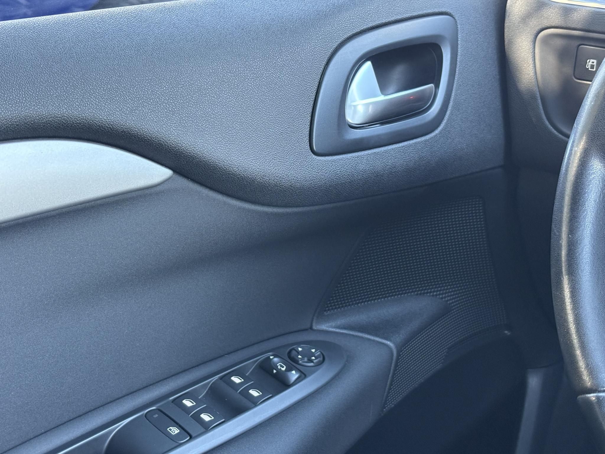 CITROEN C4 1.6 BlueHDi Profi Feel Klíma Tempomat Bluetooth Carplay TGK!