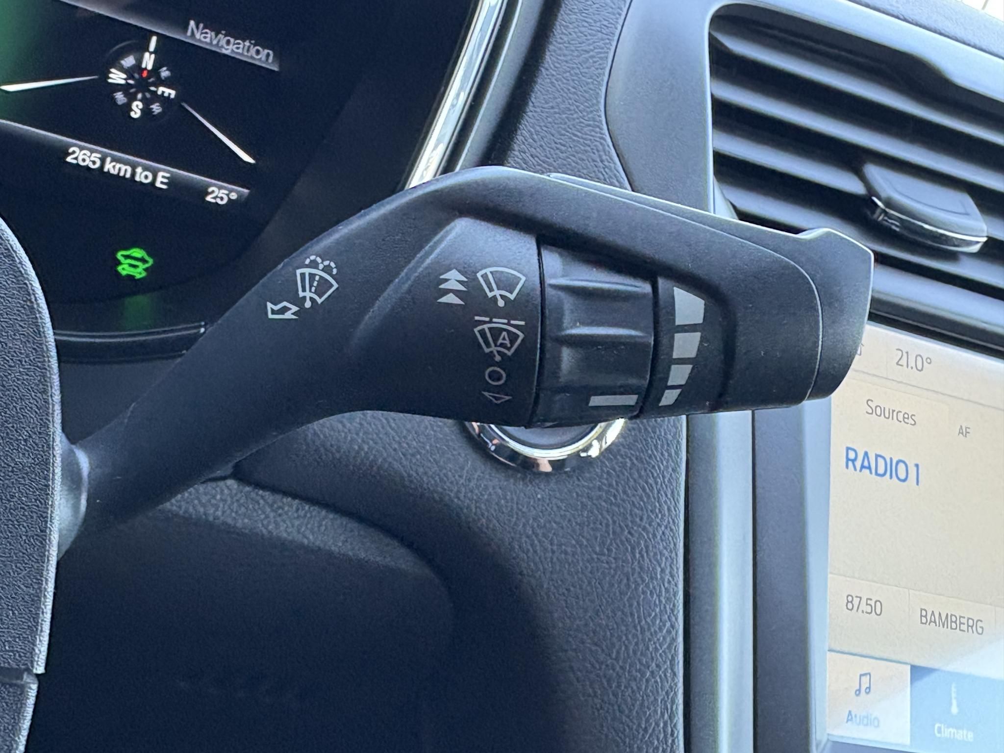 FORD MONDEO 2.0 HEV Vignale (Automata) Klíma Tempomat Bluetooth Carplay GARANCIÁLIS VÁLTÓ!