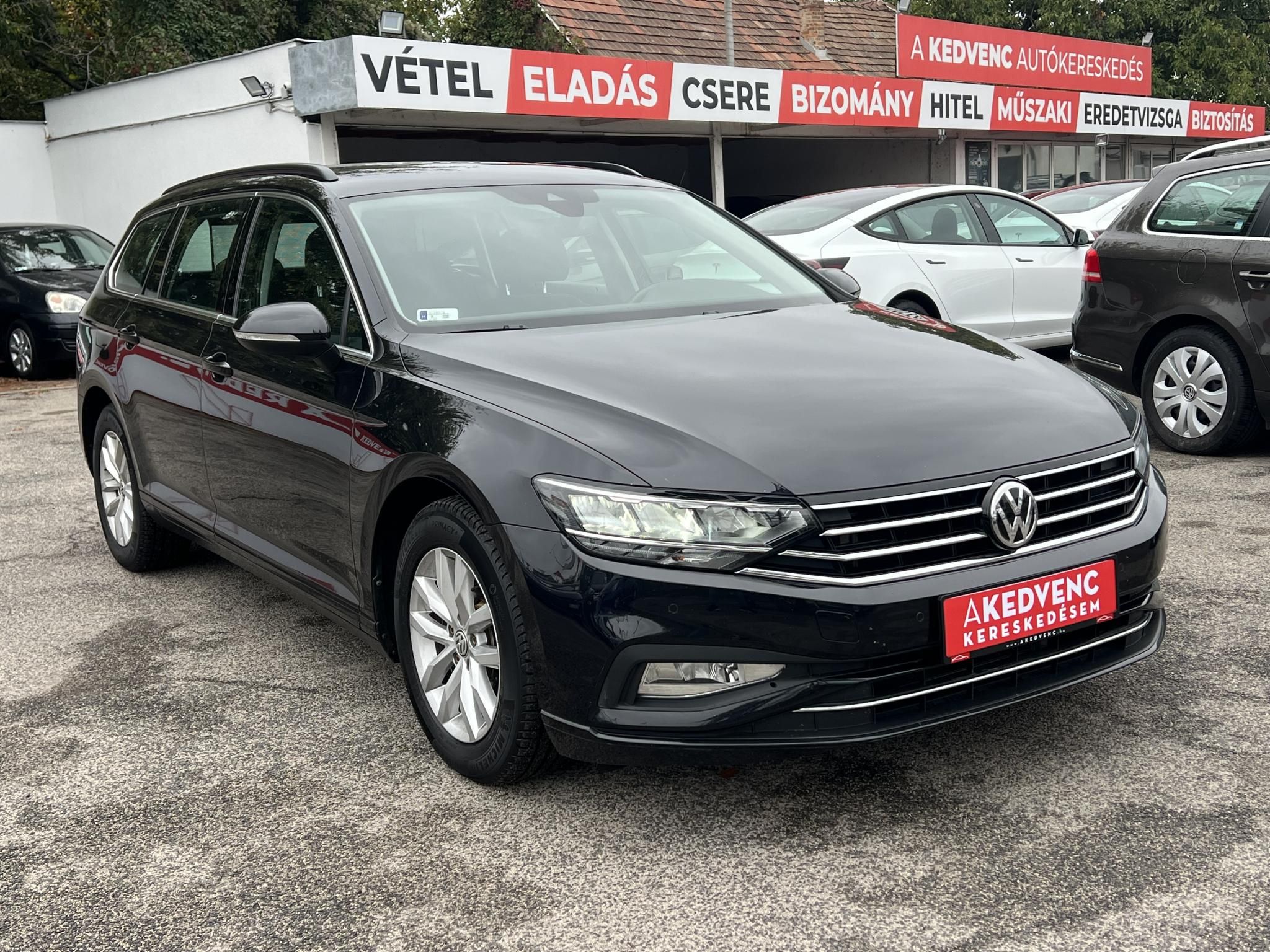 VOLKSWAGEN PASSAT VIII Variant 2.0 TDI SCR Business DSG Végig márkaszervizelt. LED Távtartó Ülésfűtés Navi Bluetooth MEGKÍMÉLT állapot!
