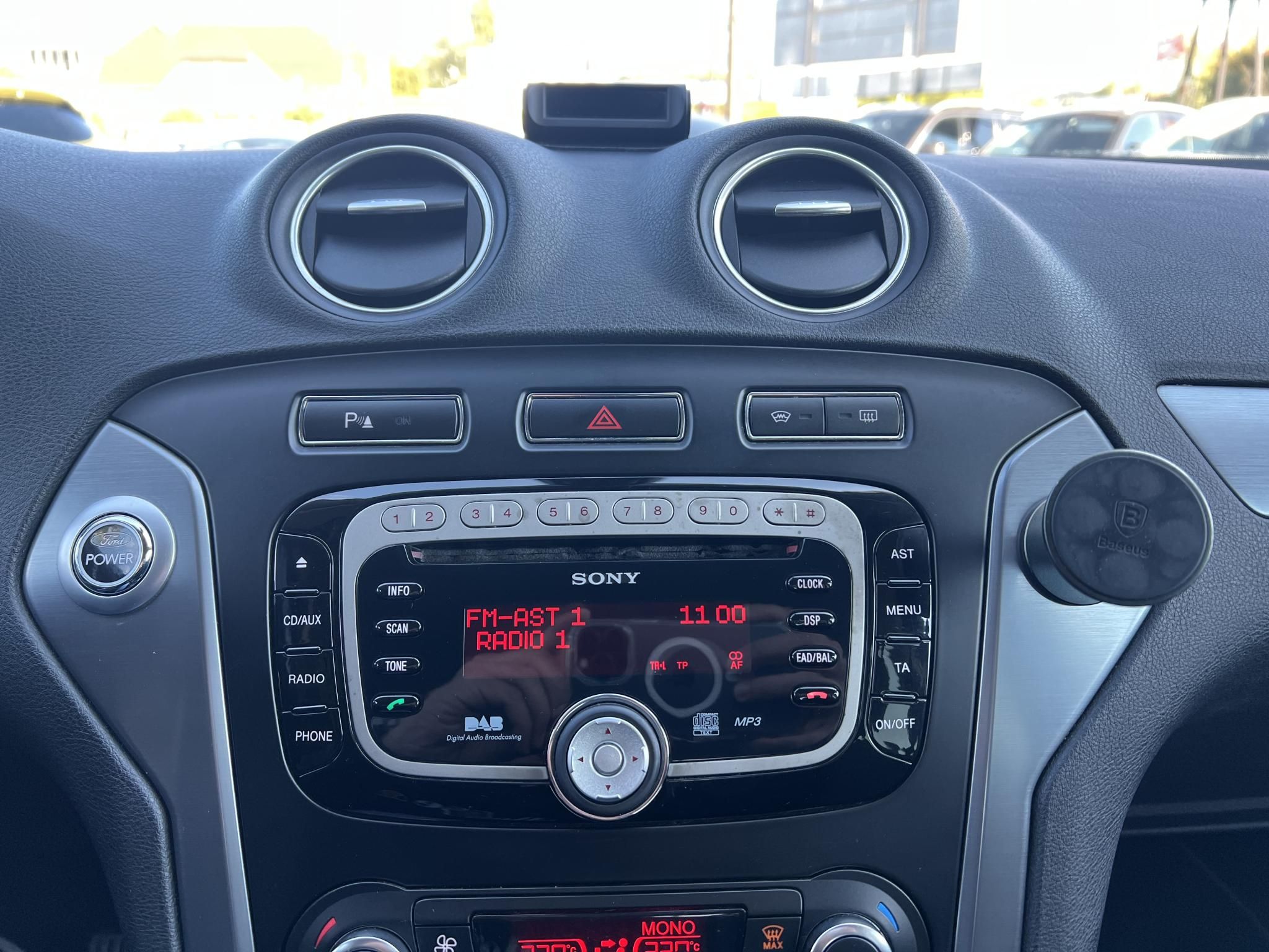 FORD MONDEO 2.0 TDCi Titanium Powershift Xenon Tempomat Keyless Ülésfűtés/hűtés GARANCIÁLIS VÁLTÓ!