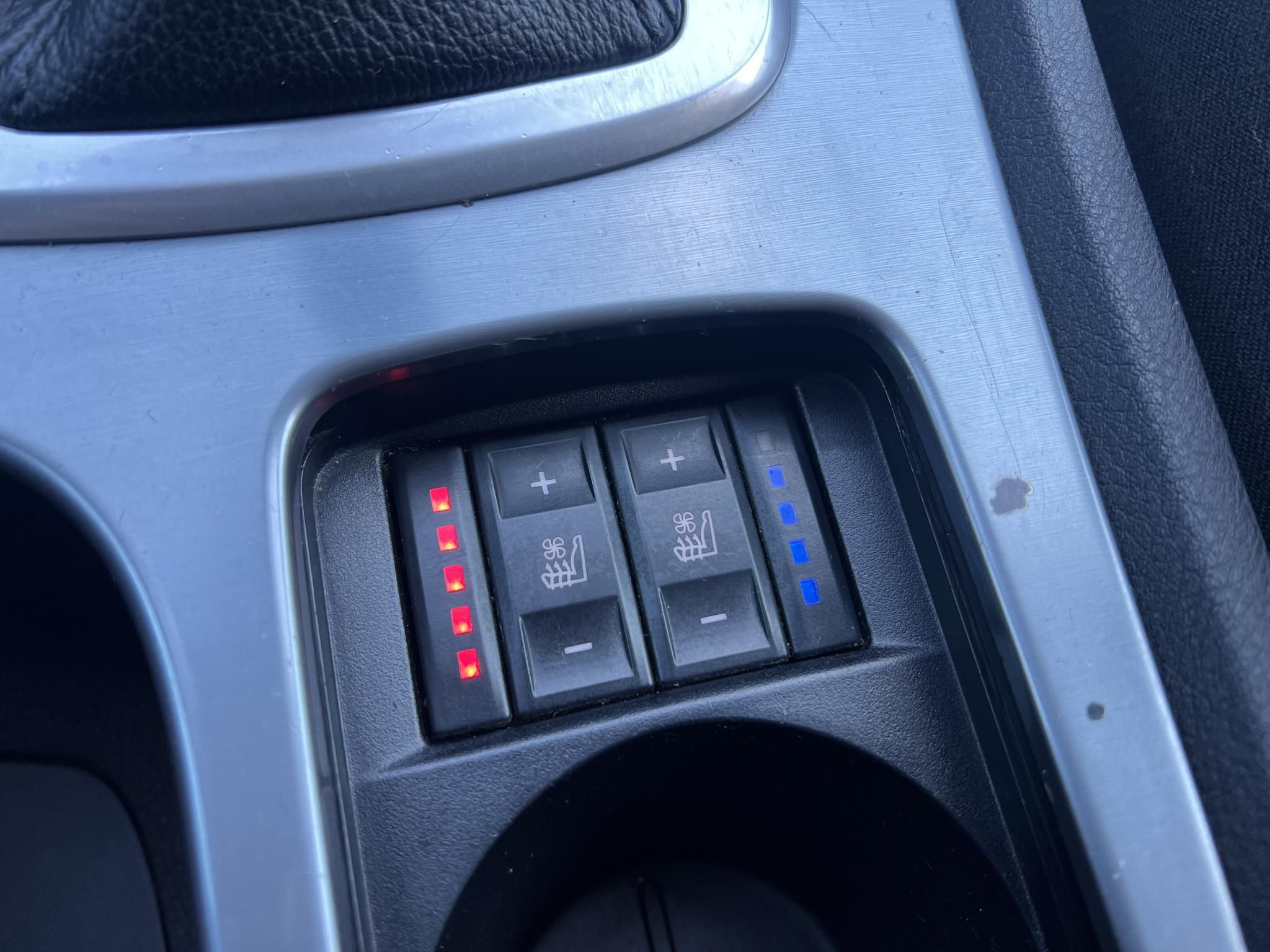 FORD MONDEO 2.0 TDCi Titanium Powershift Xenon Tempomat Keyless Ülésfűtés/hűtés GARANCIÁLIS VÁLTÓ!