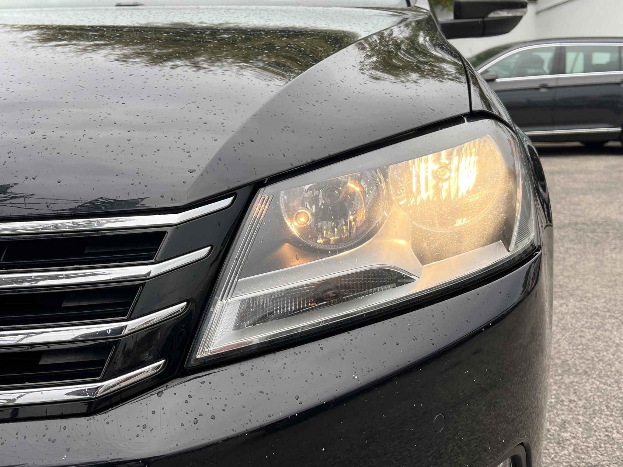 VOLKSWAGEN PASSAT VII Variant 1.6 CR TDI Comfortline BMT DSG M.o.-i. Panorámatető Tempomat Ülésfűtés Bluetooth Vezérlés cserélve!