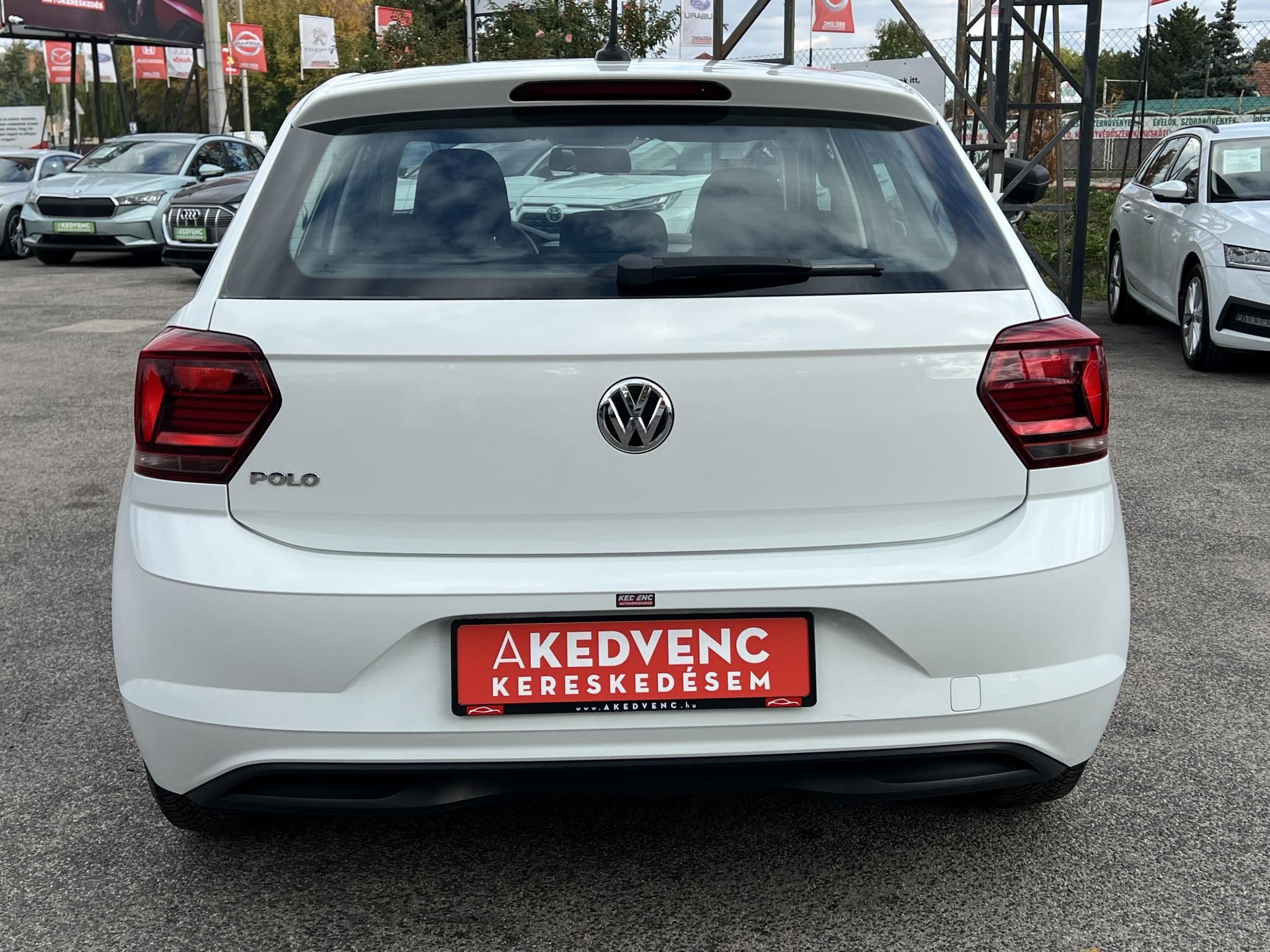 VOLKSWAGEN POLO VI 1.6 TDI SCR Comfortline Klíma Tempomat Navi Bluetooth 4 évszakos gumik!