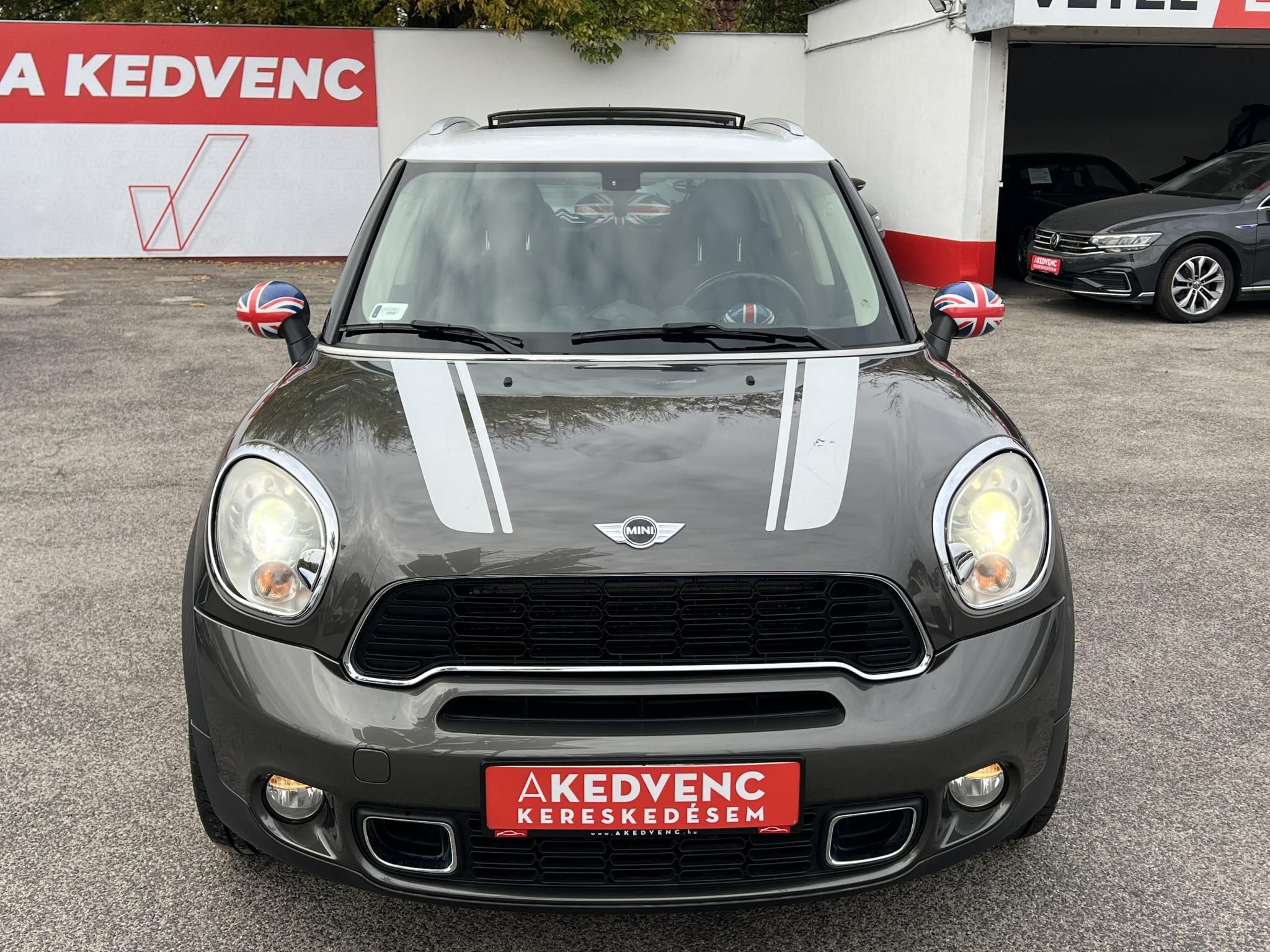 MINI COUNTRYMAN Cooper1.6 S ALL4 (Automata) Magyarországi Xenon Panorámatető Ülésfűtés Tempomat Kormányváltó