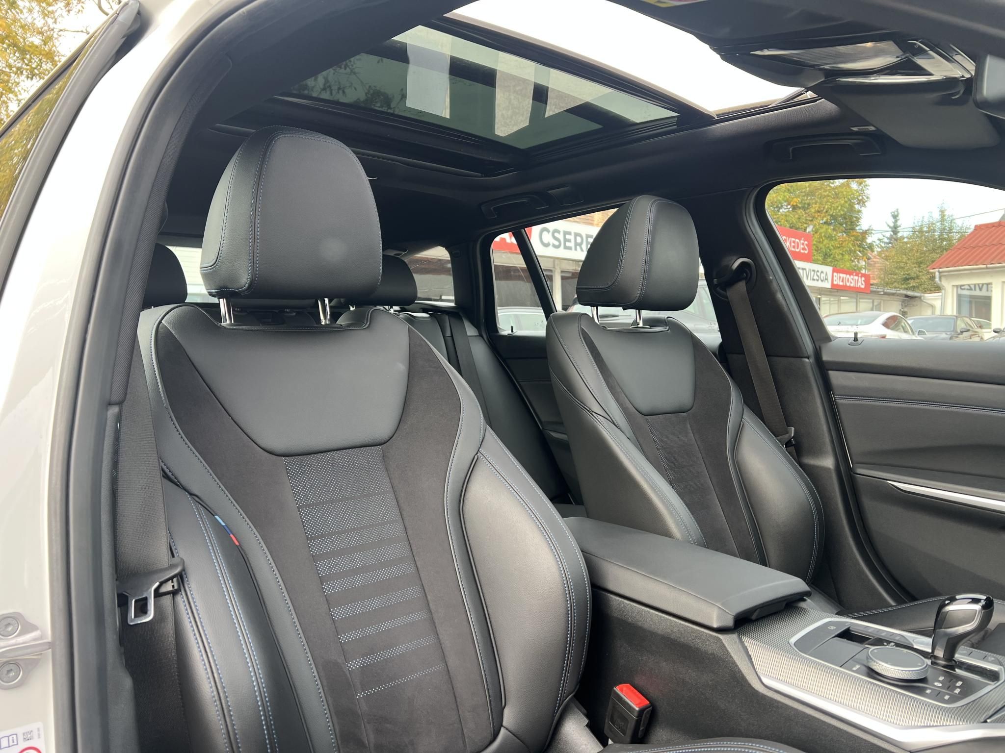 BMW 330e M Sport (Automata) Frissen szervizelt. LED Panorámatető ACC Holttér HUD Keyless Sávtartó