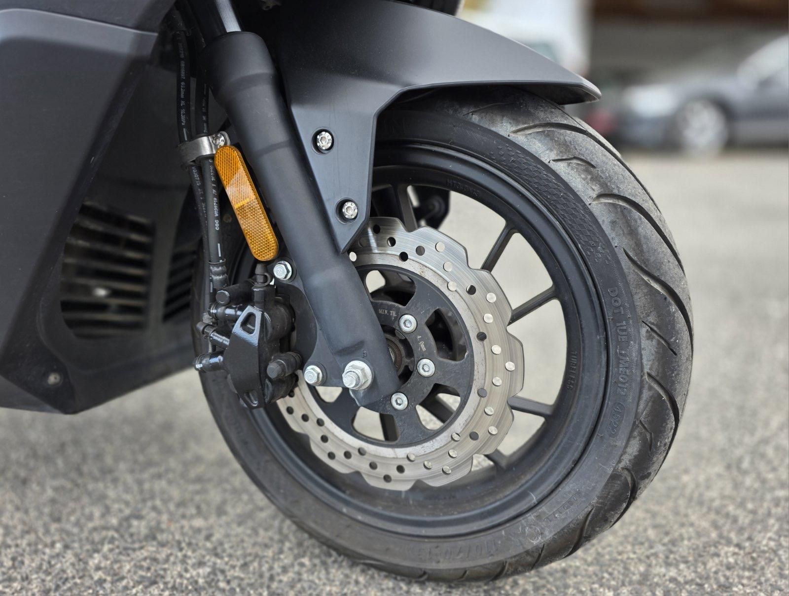 KEEWAY VIESTE 125 Gyorsabb. mint a reggeli kávé-és nem is hűl ki!